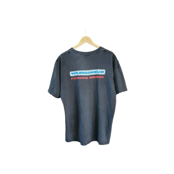 Vintage The Ramones Founding  Member Punk Concert T Shirt Size XL Music Legend - Picture 2 of 7